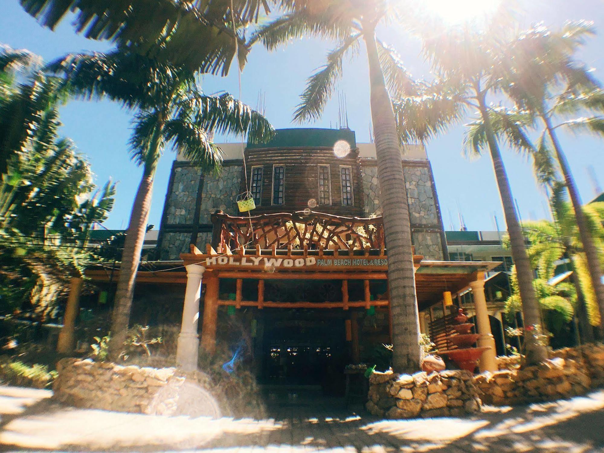 White Beach Resort Bar & Restaurant Puerto Galera Kültér fotó